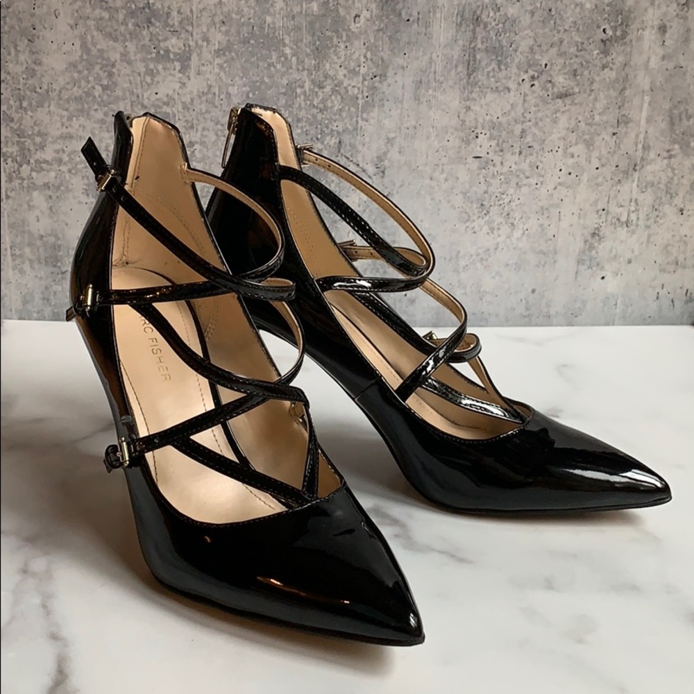 Stunning Marc Fisher Patent Heels!